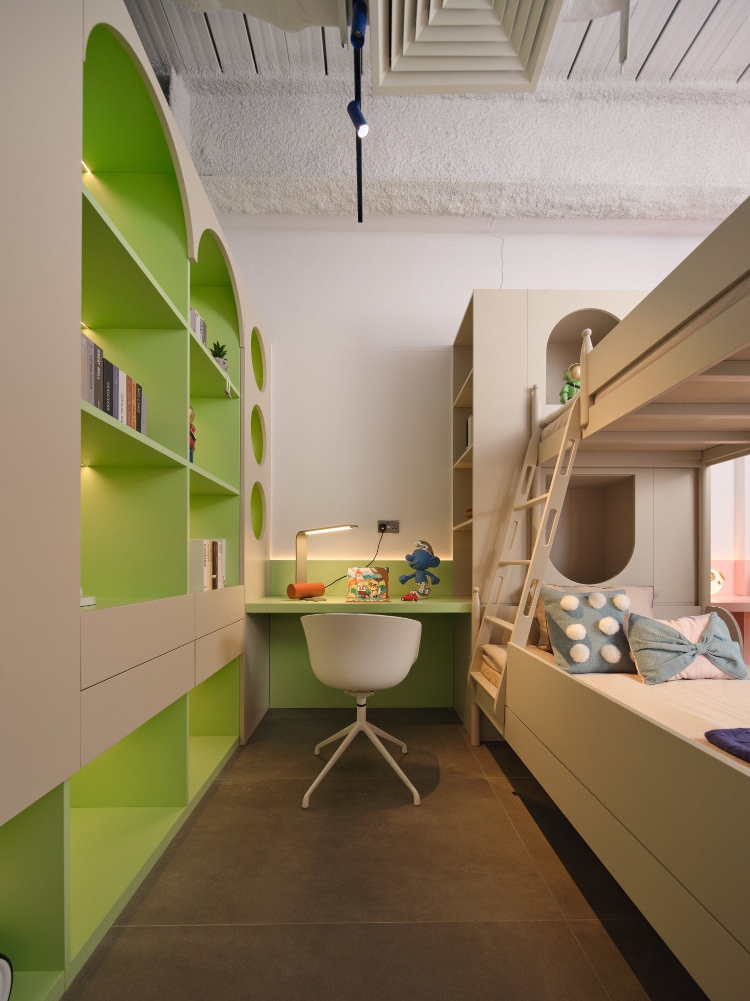 Bespoke Children’s Room Furniture: Crafting Unique Spaces