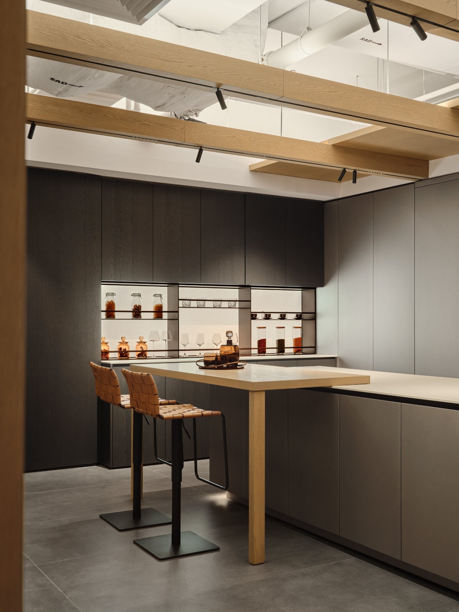 Woodworking Trends 2026: Sustainable & Smart Modern Homes
