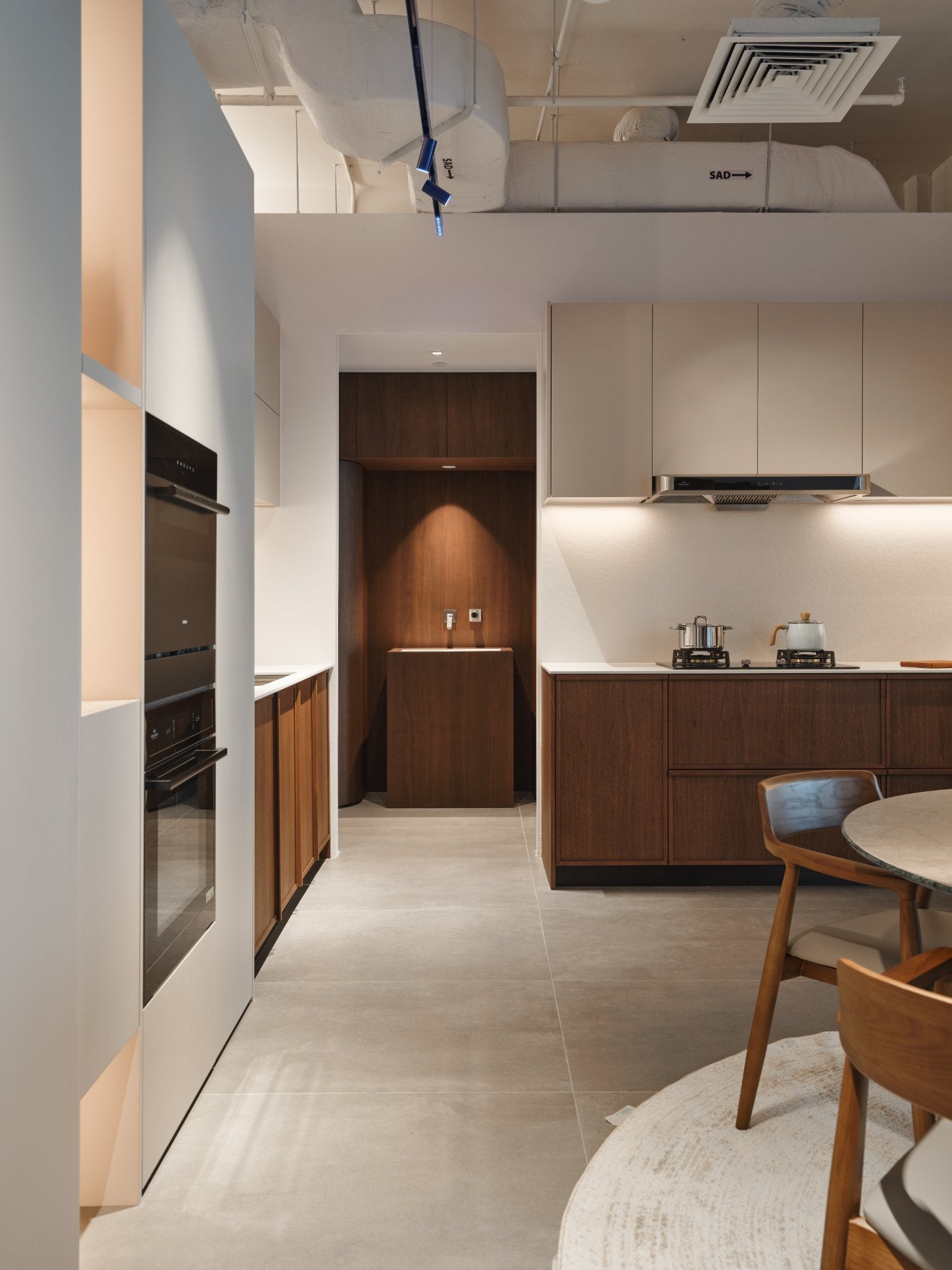 Custom Kitchen Workflow Optimization | MRETTY Design