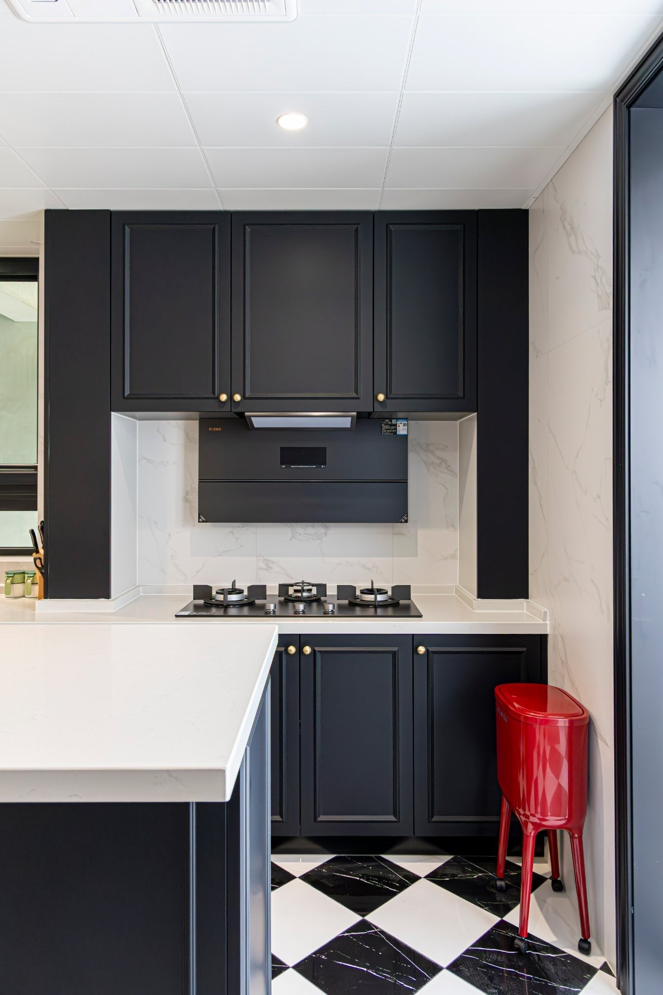 Suspended Furniture Layout Ideas: Modern Space-Saving Solutions