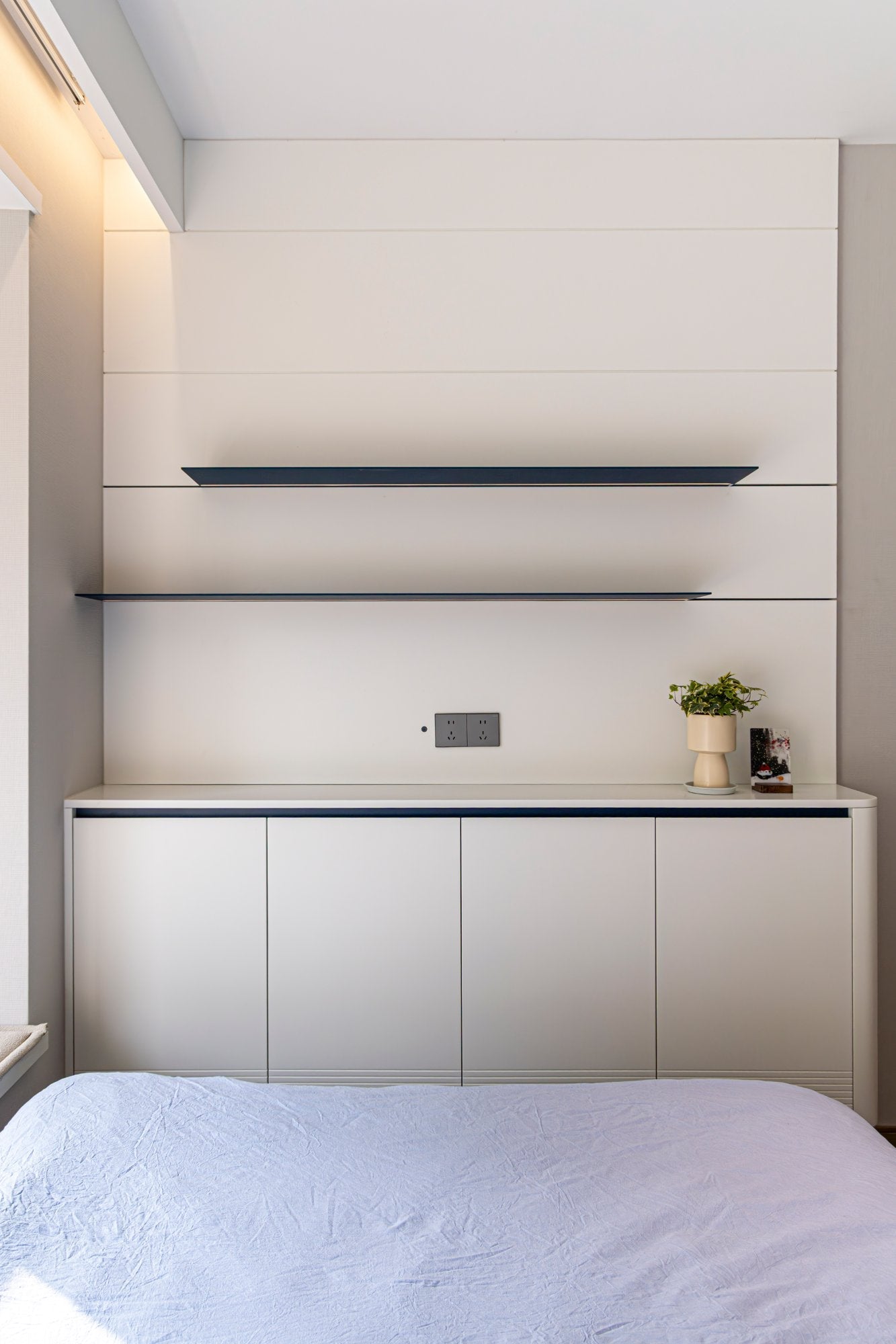MRETTY Review: Premium Bespoke Kitchen & Cabinet Systems