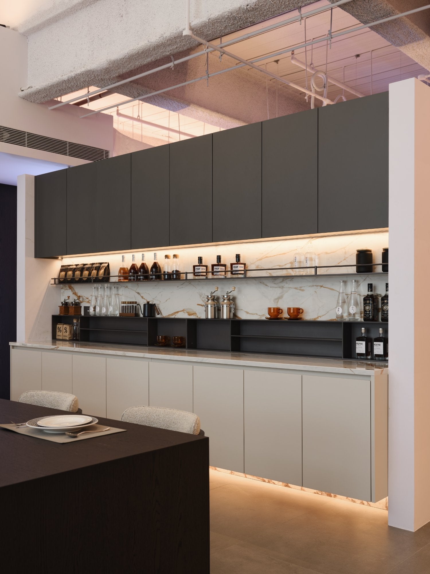 MRETTY Whole-Home Custom Furniture Singapore: 2026 Expert Guide