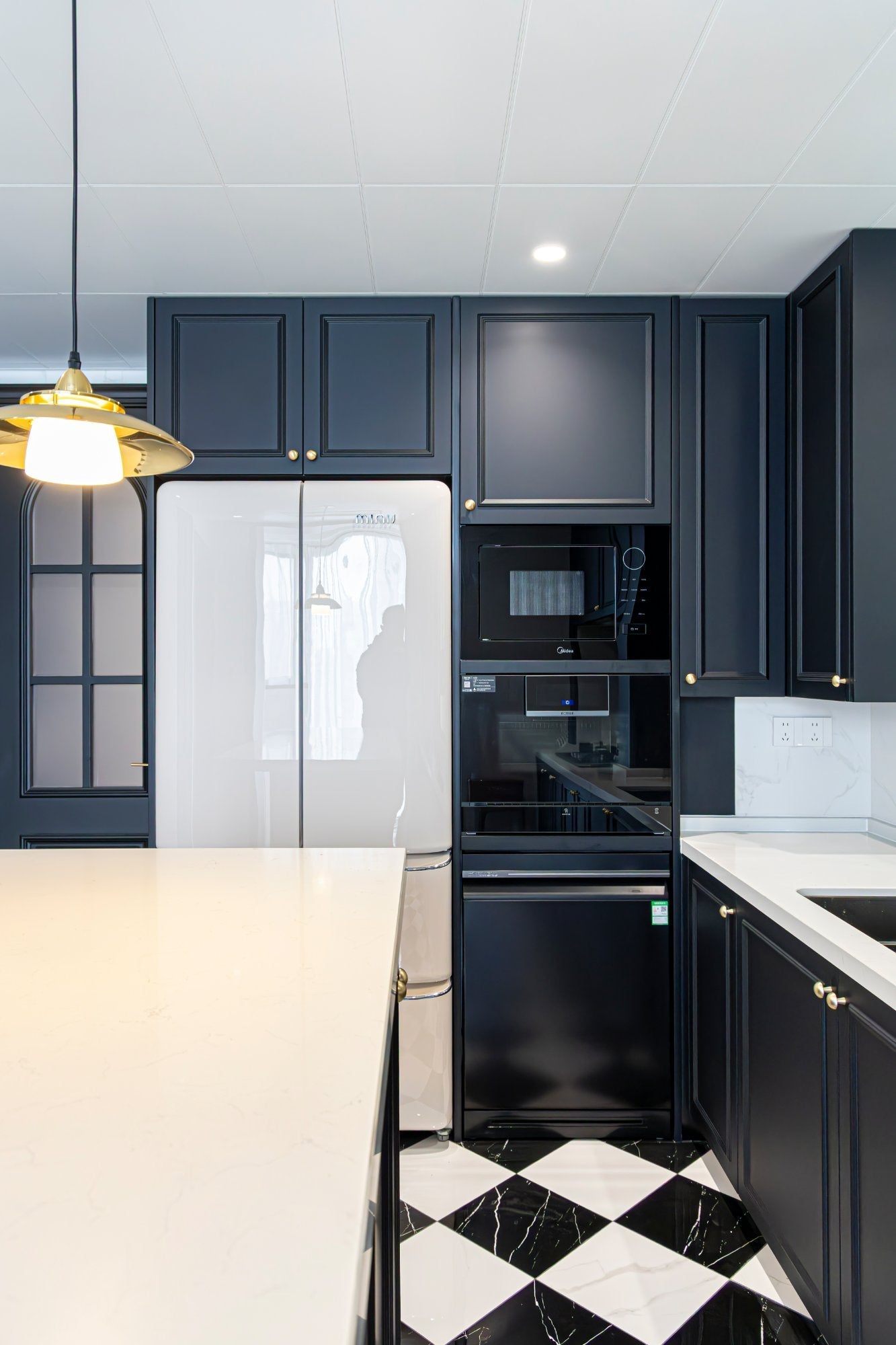 Criteria Defining High-End Bespoke Furniture Manufacturers in Singapore