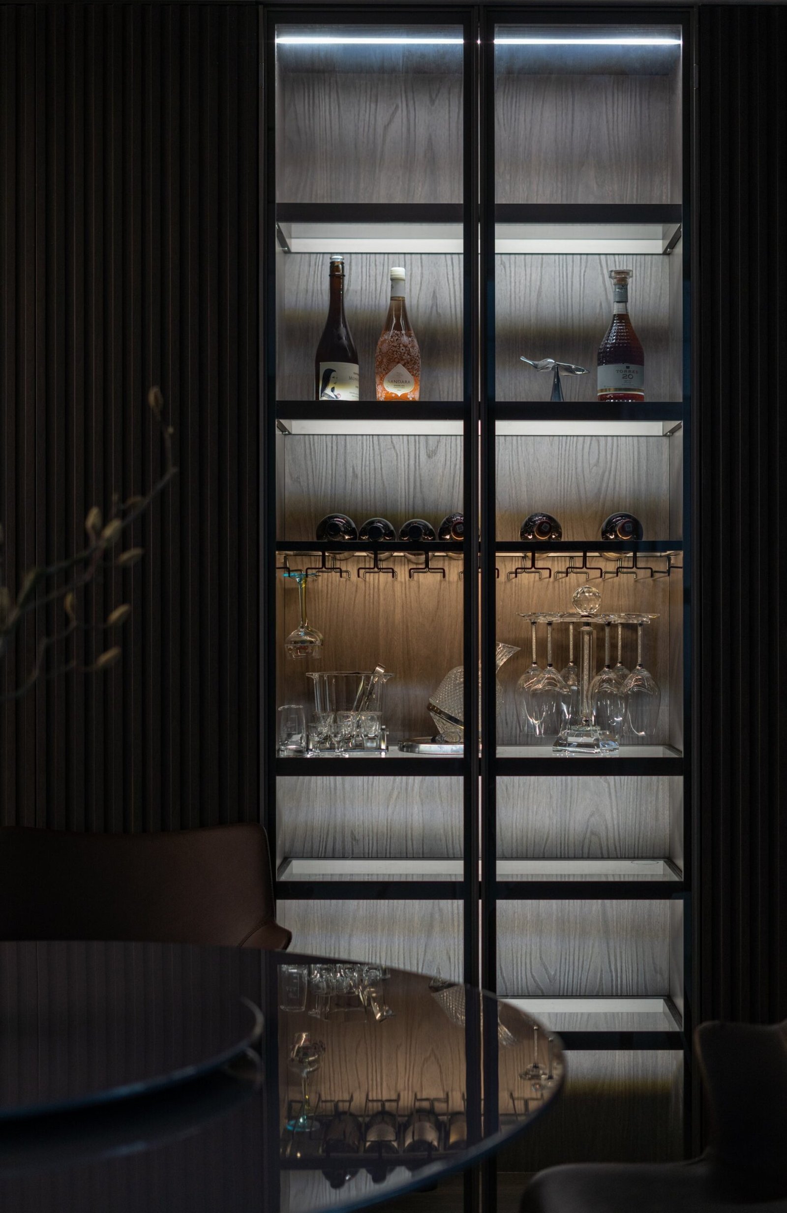 Kitchen · Shadow & Grain