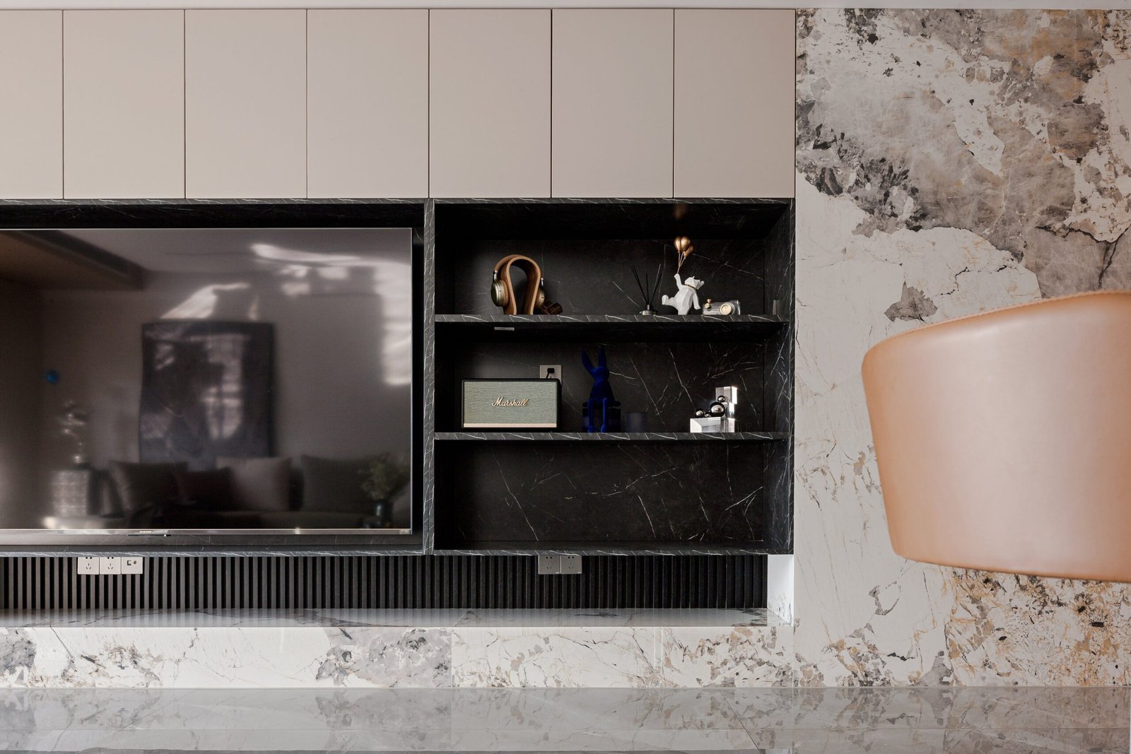 Why Custom Beats Modular For Kitchens
