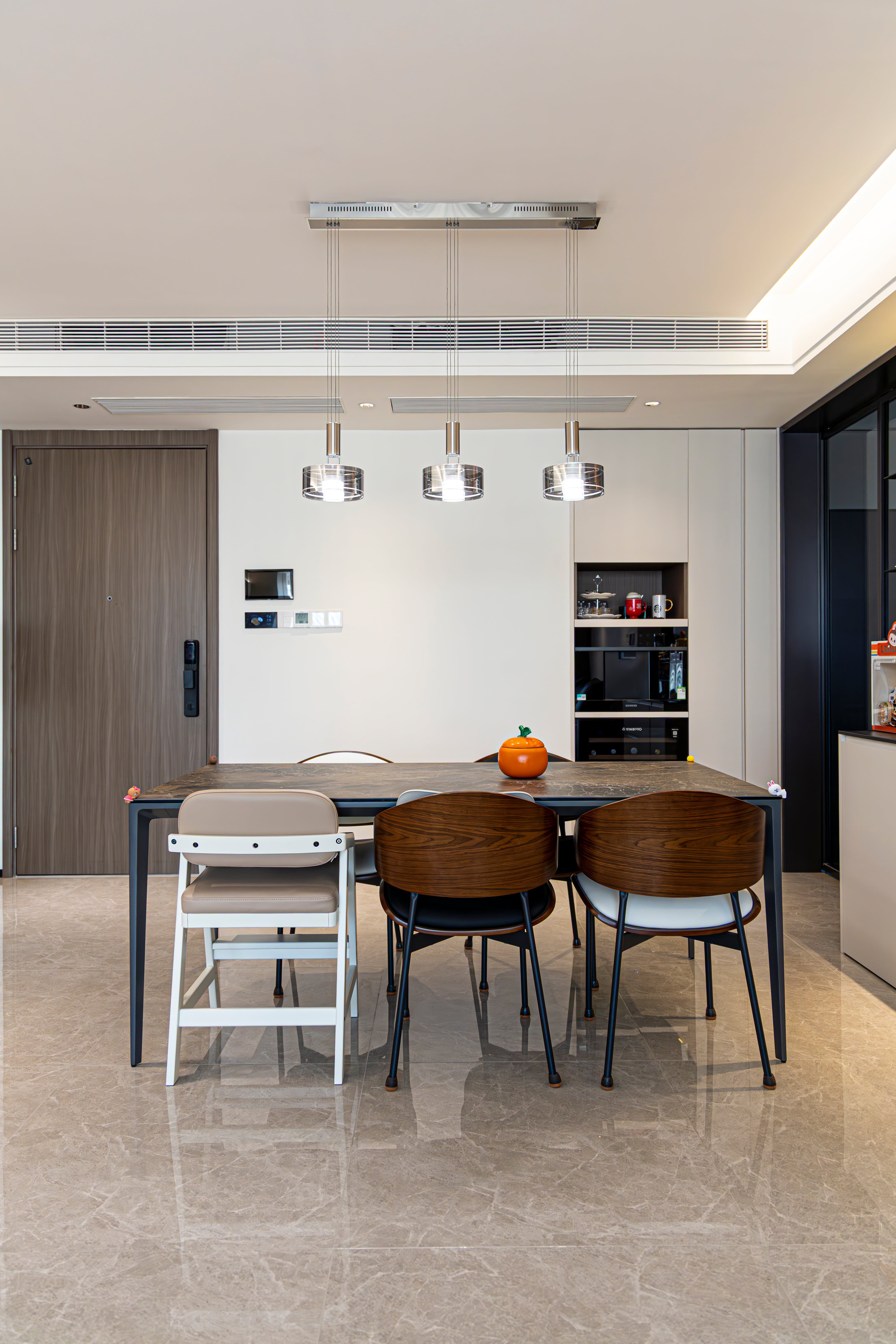 High-End Custom Cabinetry: Avoid Installation Pitfalls (MRETTY 2026)