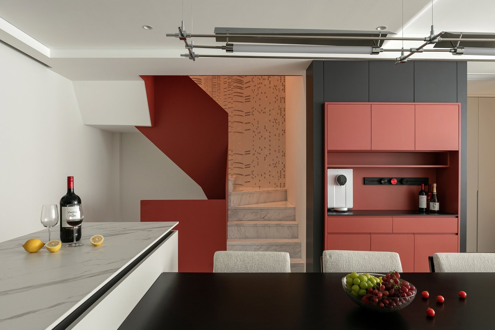 Master Suite · Dark Serenity