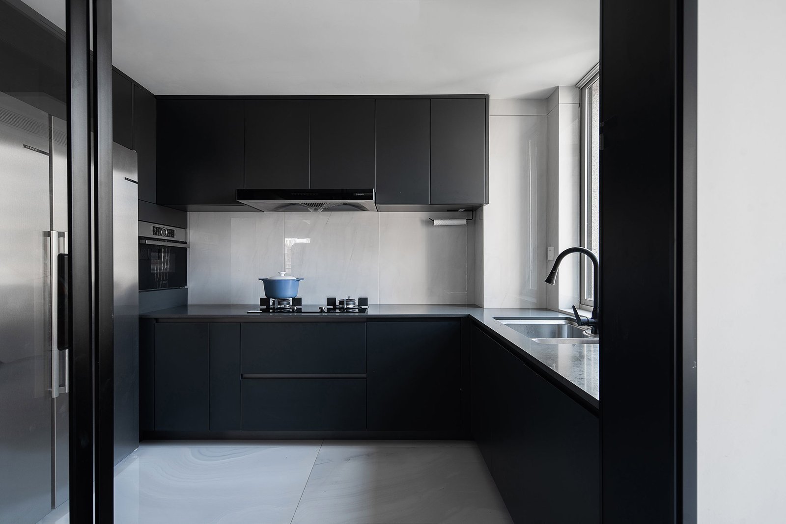 Kitchen & Corridor · Linear Precision