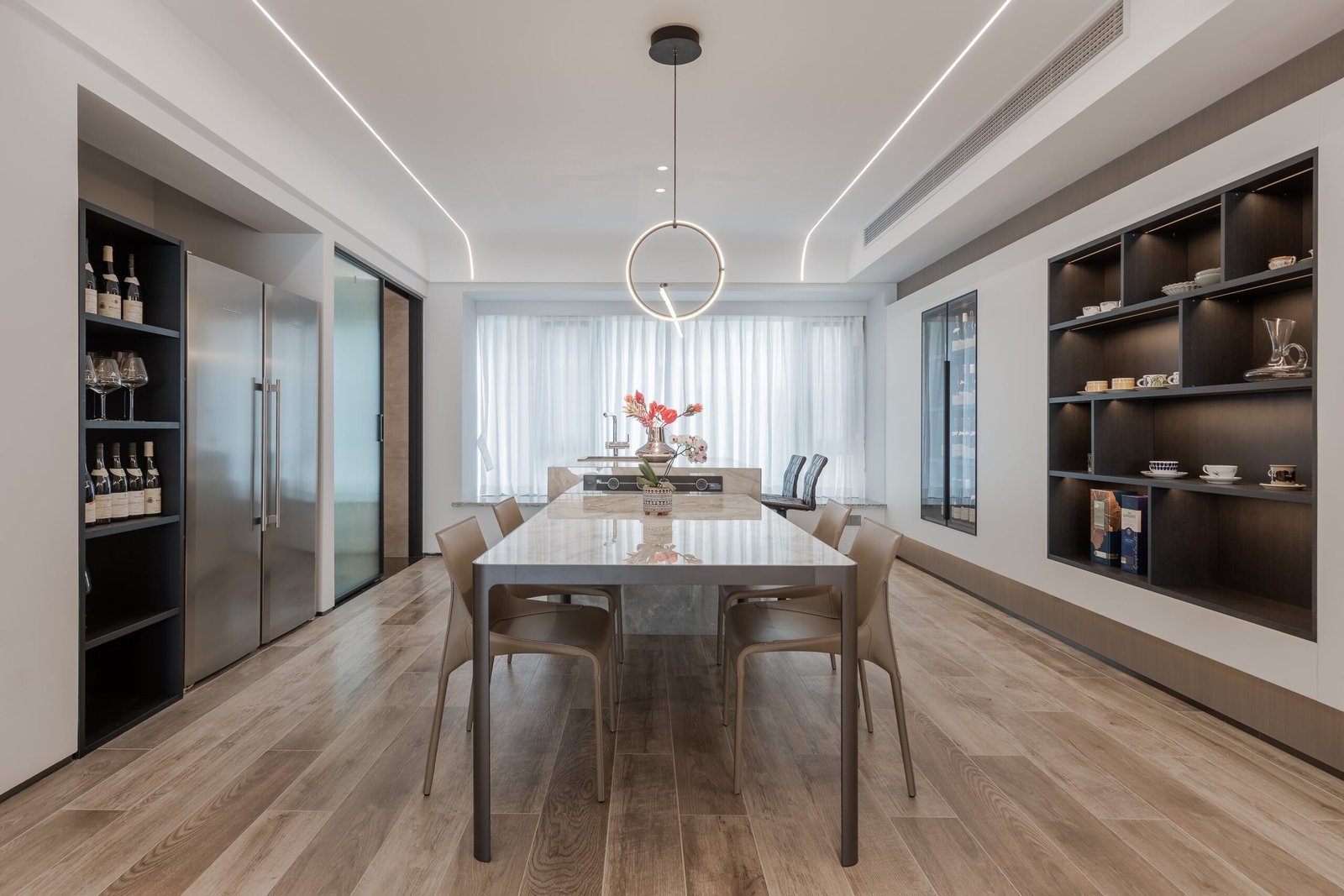 Travertine & Timber